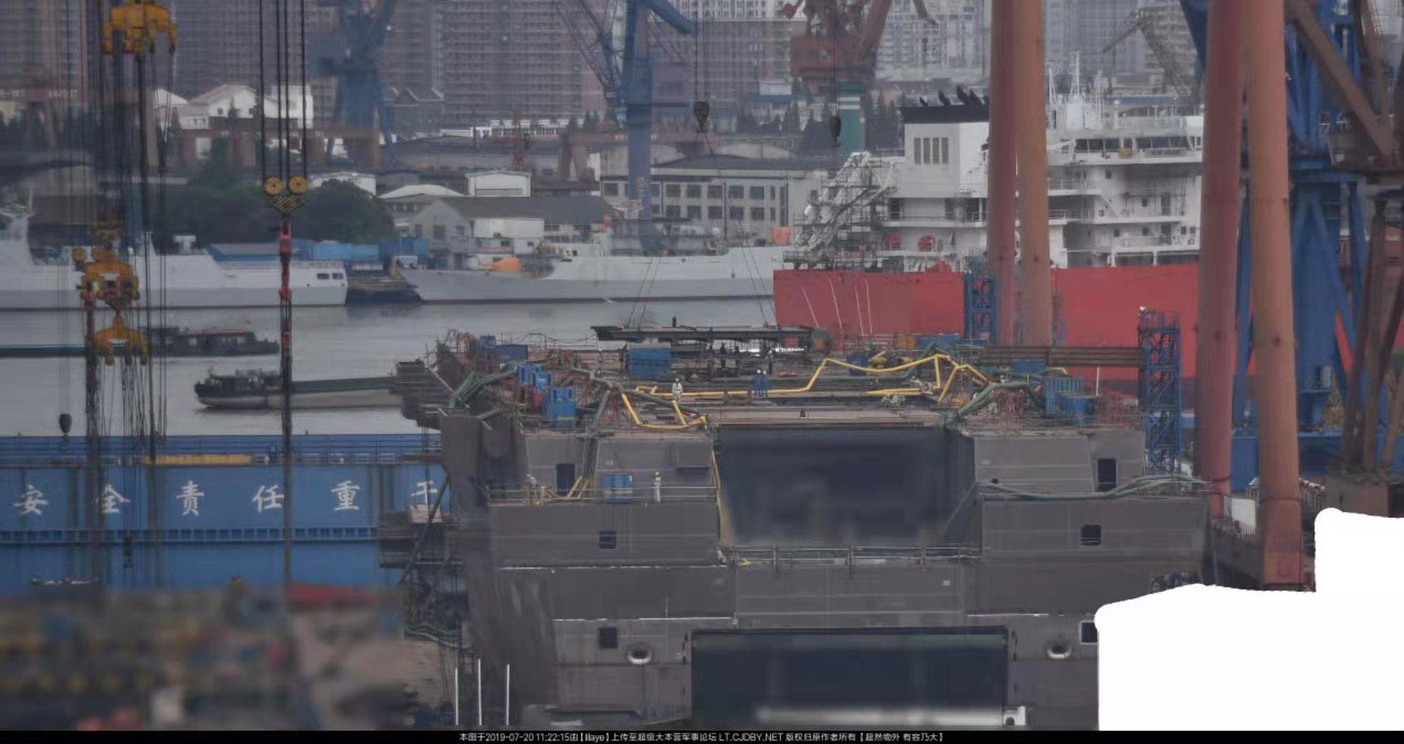 075型航母有多厉害,075和航母有多大区别