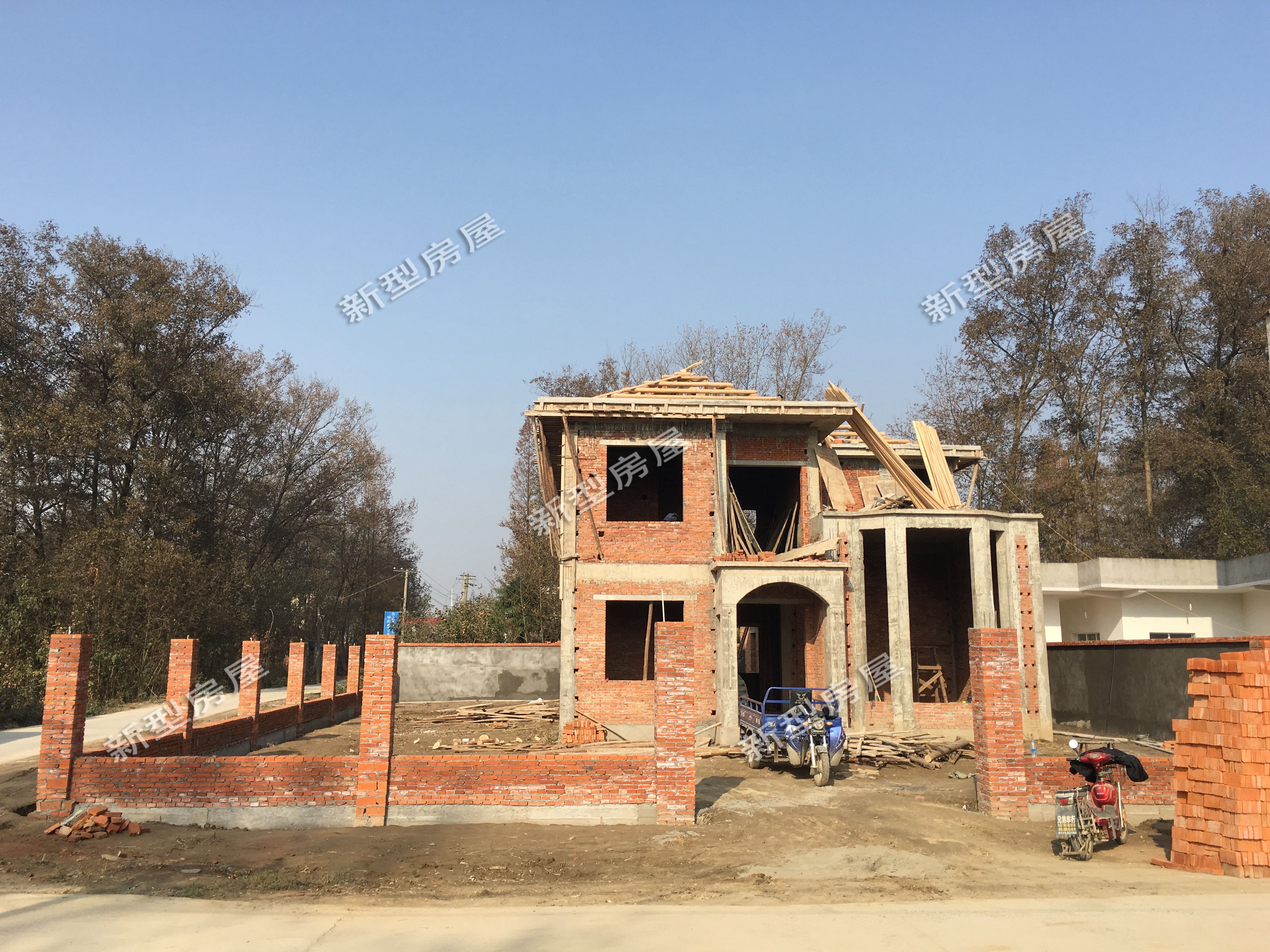 自建房屋顶漏水怎么彻底解决,自建房屋顶漏水的最佳解决办法