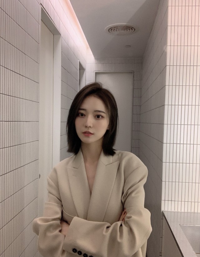 疑似项思醒与代购聊天记录曝光，3580元买假包找男友报销45500元