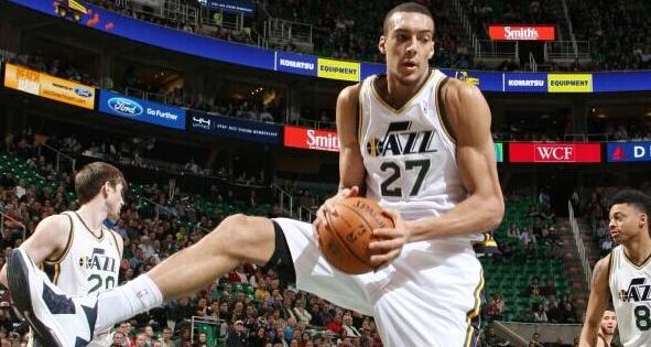 美媒评价nba历史十大中锋,美媒评nba现役各队首发大前锋排名