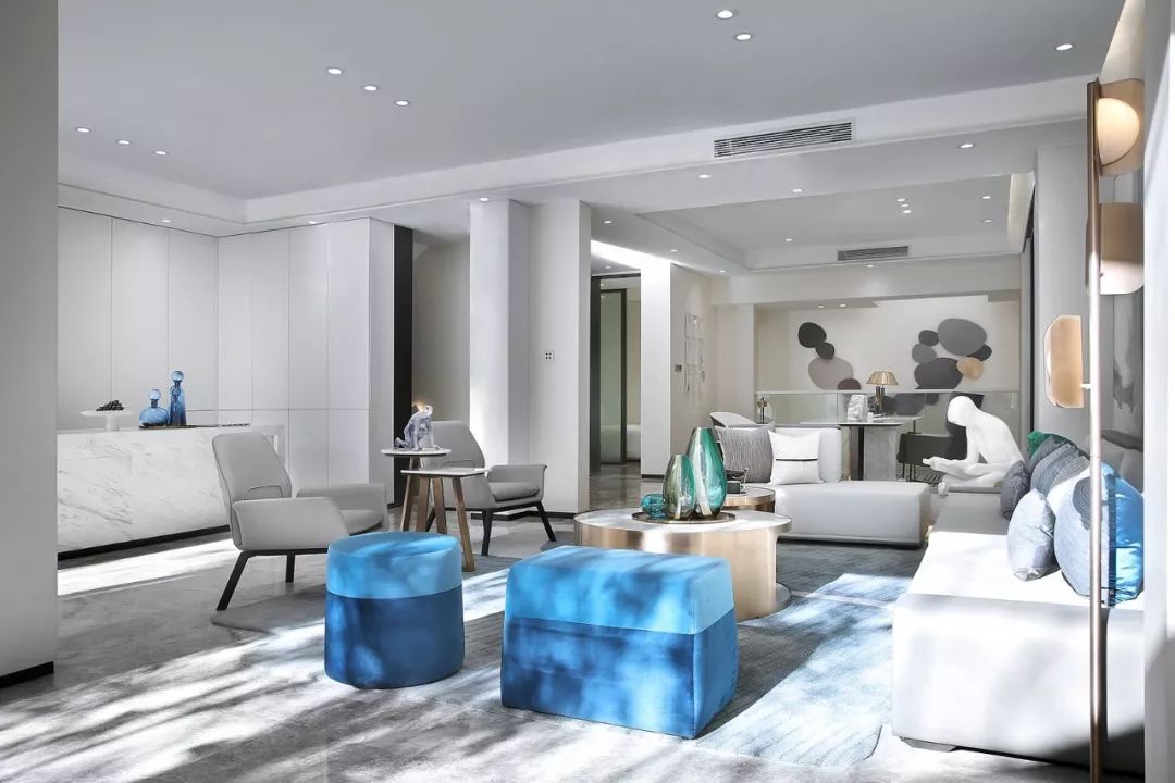 背靠北京西山龙脉的别墅室内装修是普通人难以企及的大气奢华