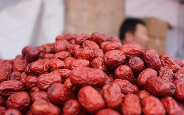 怎么洗红枣才能洗干净,红枣脏不脏