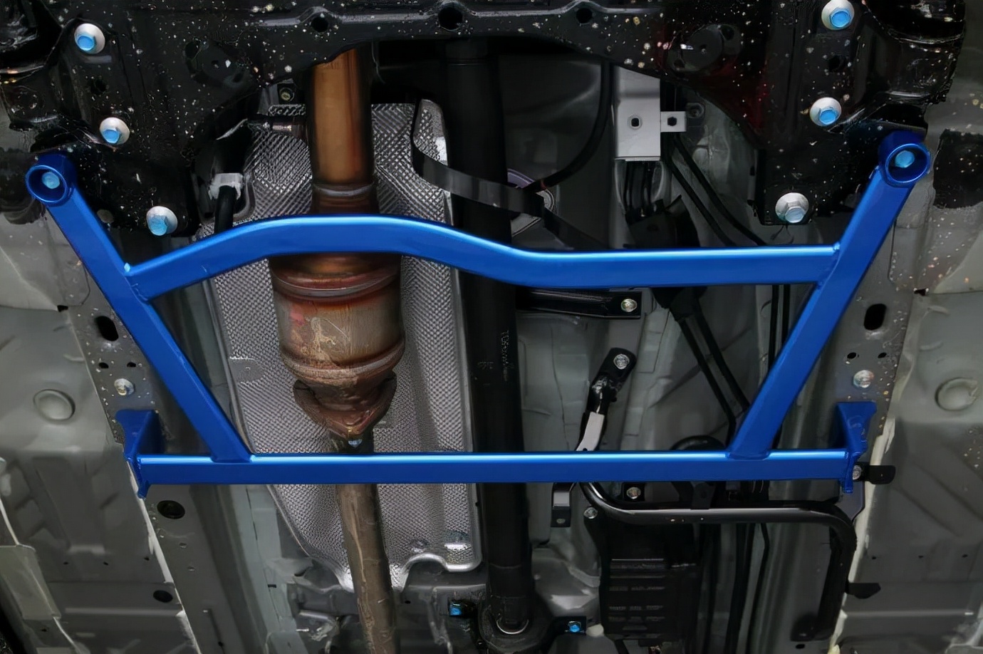 改装轮毂的真实案例,一切都要从改装轮毂说起