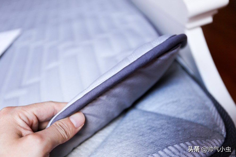 智能床垫1399元,水暖床垫小米