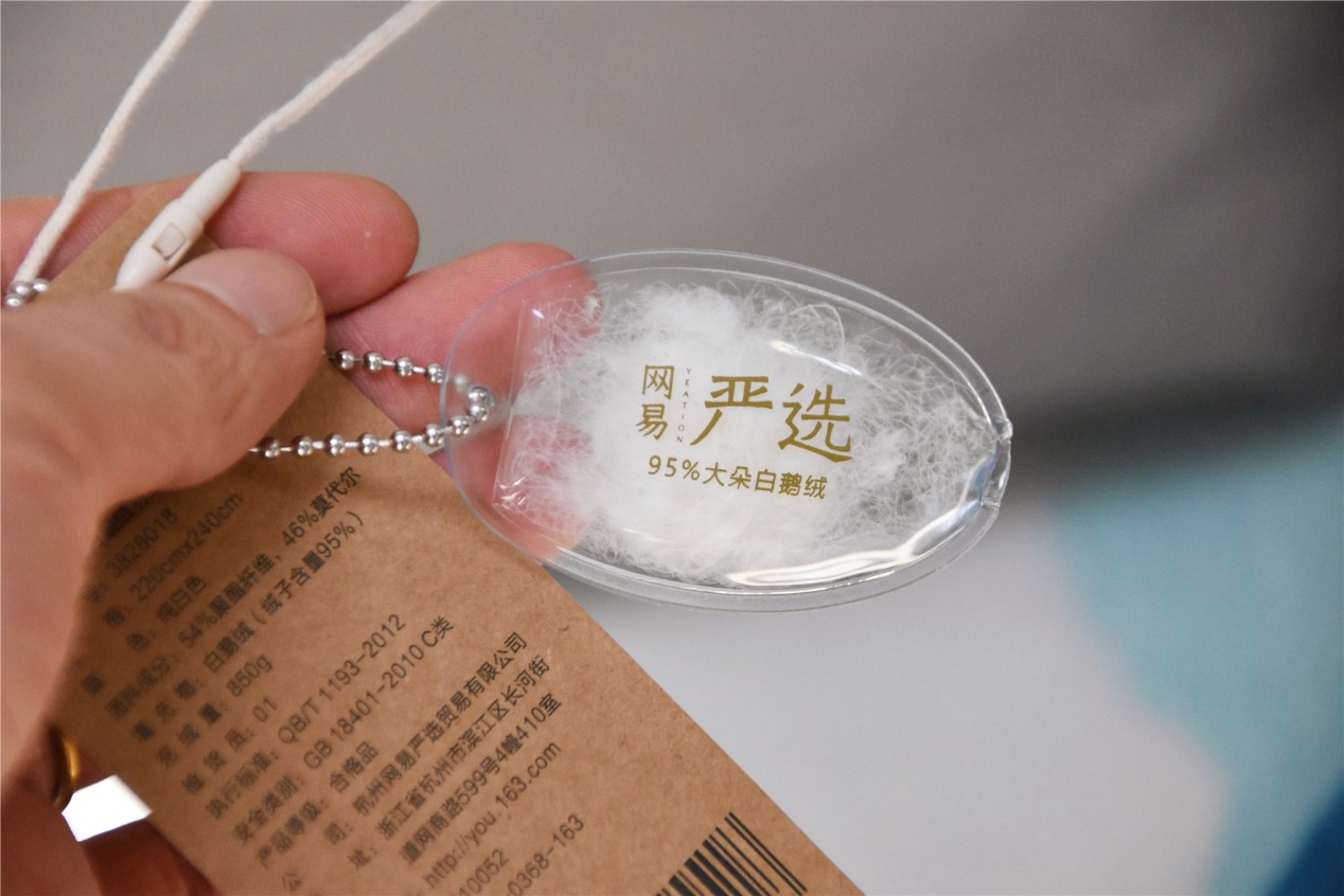 羊毛蚕丝鹅绒被子哪个更保暖,鹅绒被蚕丝被测评