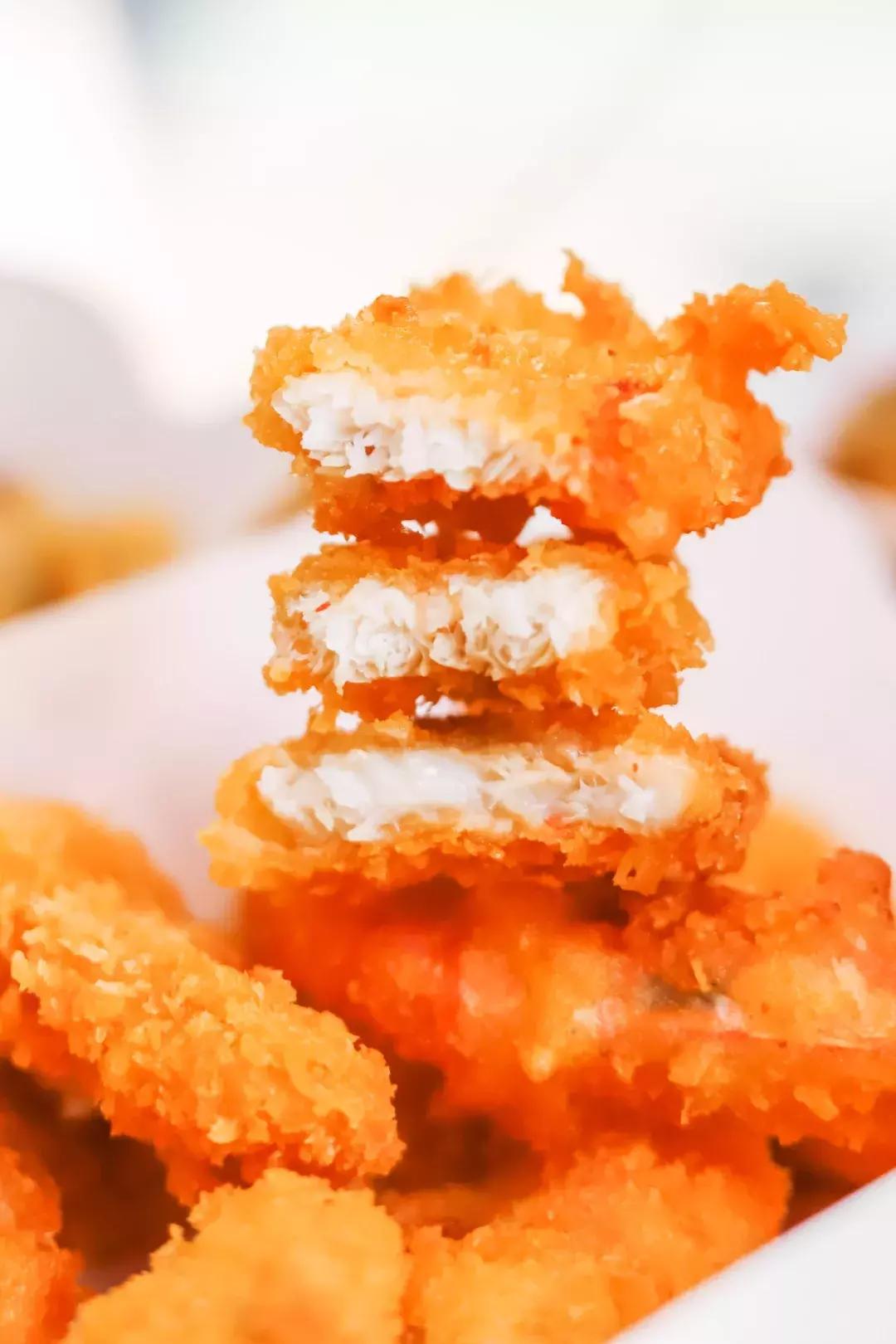 藏在厦门老社区的夫妻炸料摊，20元吃遍鲨鱼鸡腿醋肉菜丸