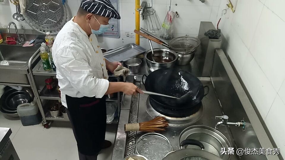 怎么做鸡蛋皮酥脆,鸡蛋皮的做法范大厨