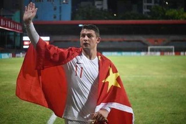 战术足球全解,足球战术解析及名帅风采展望