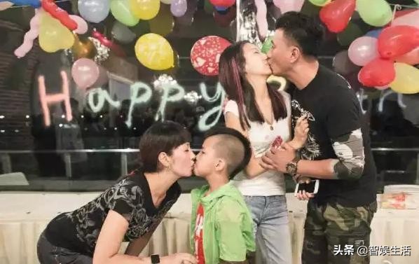 贝克汉姆吻小女儿,贝克汉姆亲吻小七引争议