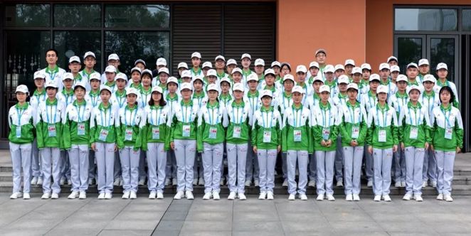 军运会志愿者感动瞬间,军运会感谢志愿者