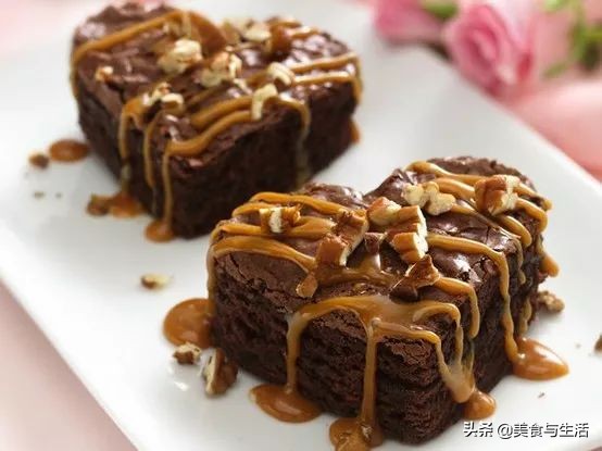 只用香蕉和巧克力做的布朗尼蛋糕,一个简易蛋糕的制作
