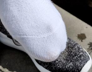 小米有品缓震跑鞋,小米有品的鞋性价比如何