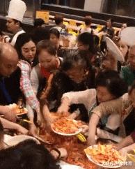 星巴克自助餐事件吐槽,星巴克自助餐多少钱