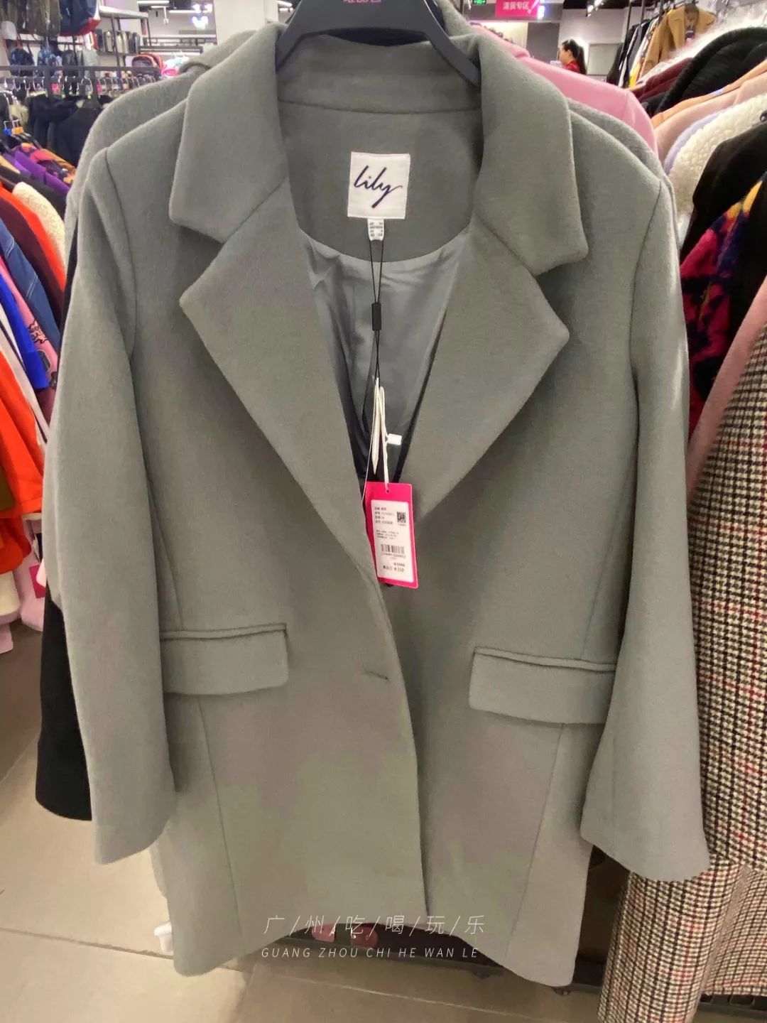 2折买NIKE!唯品会线下店打折!PUMA、Levis、大牌通通白菜价!