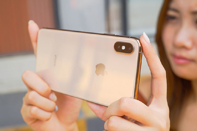 手机lcd屏与oled屏幕有何优劣势,手机lcd屏和oled屏哪个真实