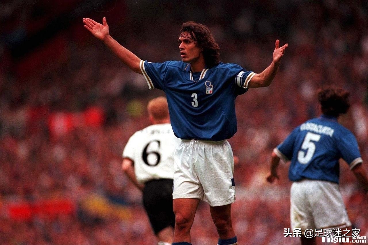 意大利顶级足球后卫,意大利足坛十大杰出后卫
