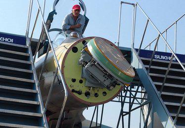 苏35发电量,苏35内部航电