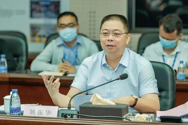 许家印辞去恒大地产董事长，恪守底线，姚振华称坚决兑付每一分钱