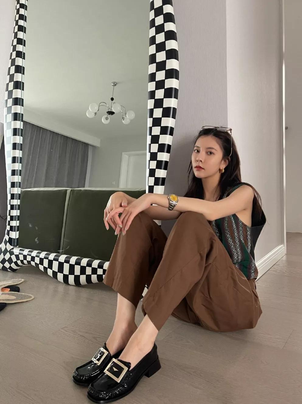 rogervivier浅灰色,rogervivier全部款式