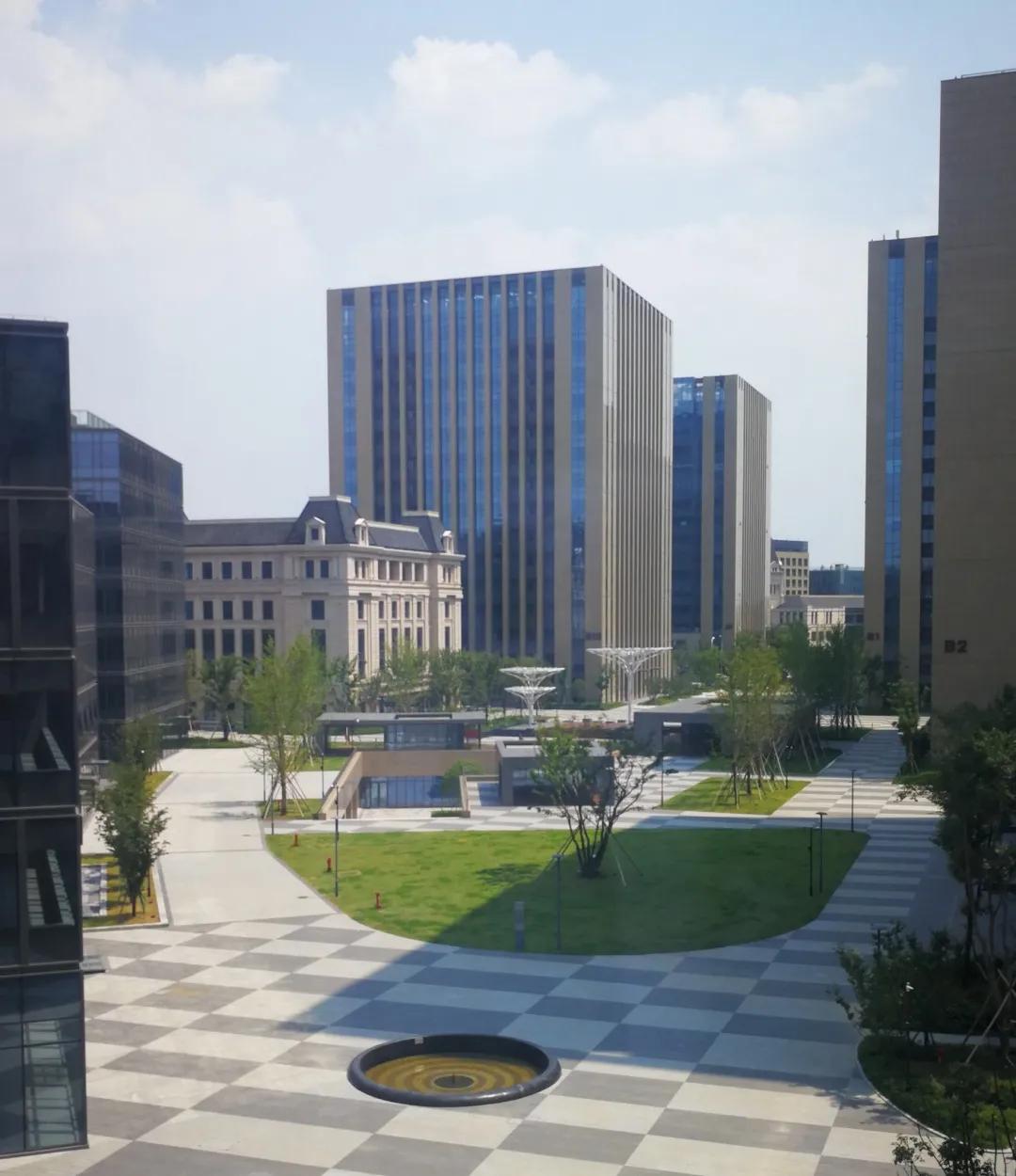 公司新签首旅南苑凯越国贸大厦酒店式物业管理项目