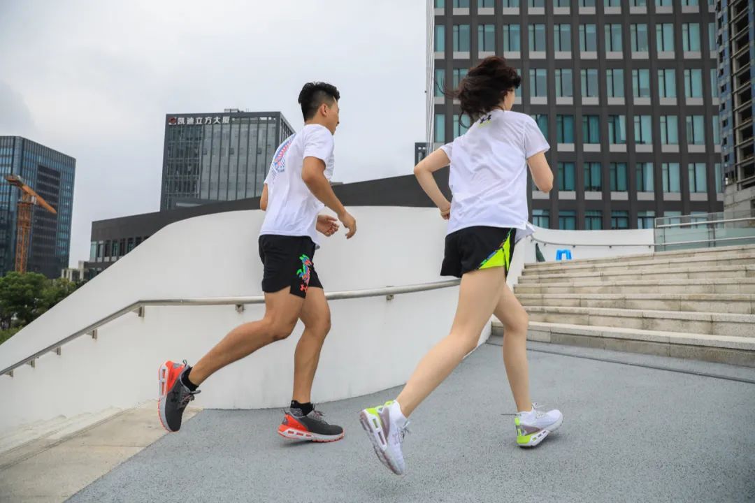 马拉松跑鞋舒适感,跑鞋是不是舒适感更好呢