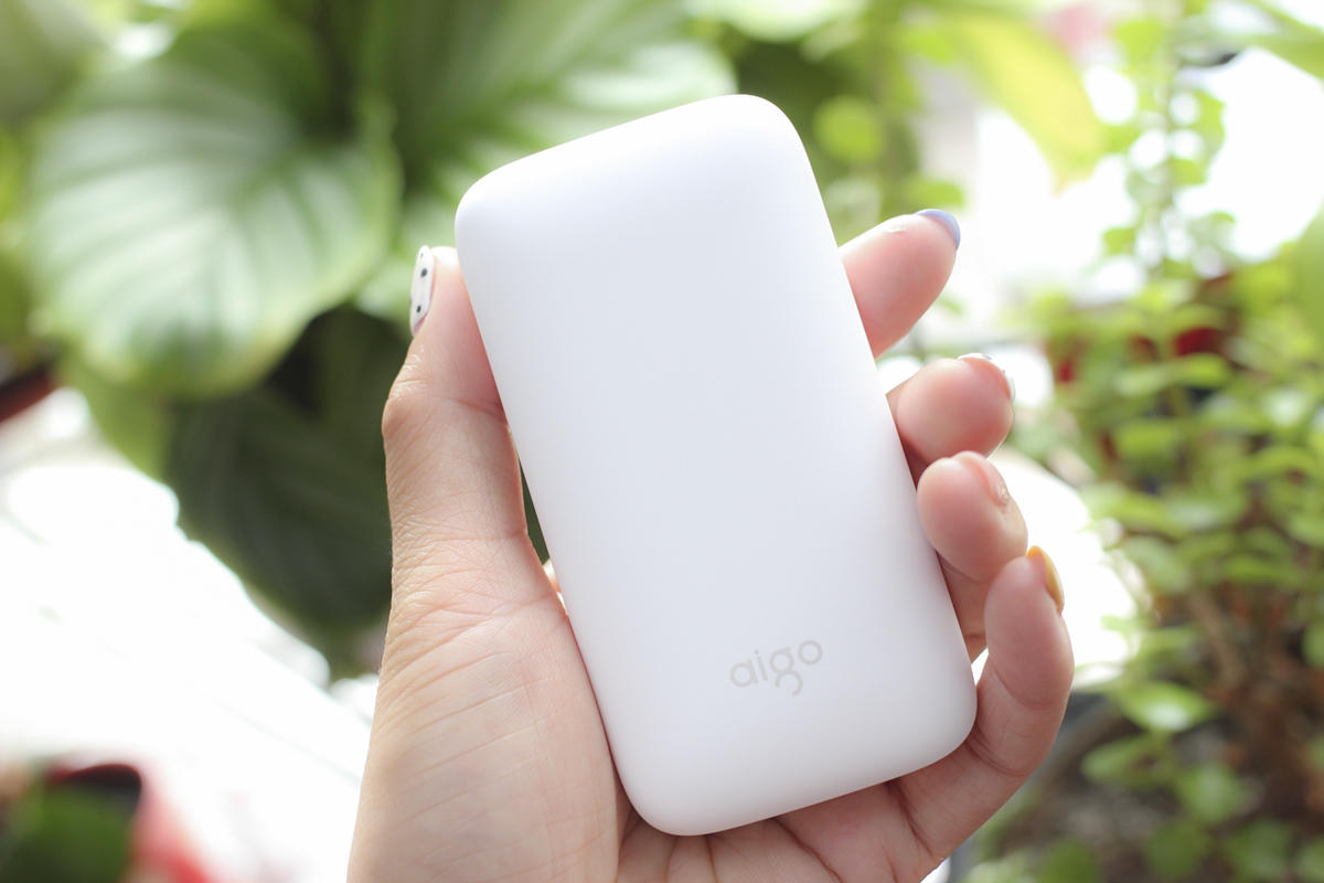 爱国者充电宝10000mah37w,爱国者aigo充电宝x10p拆解