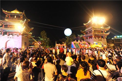 秋分时节的习俗活动及来历,秋分祭月习俗与哪个季节有关