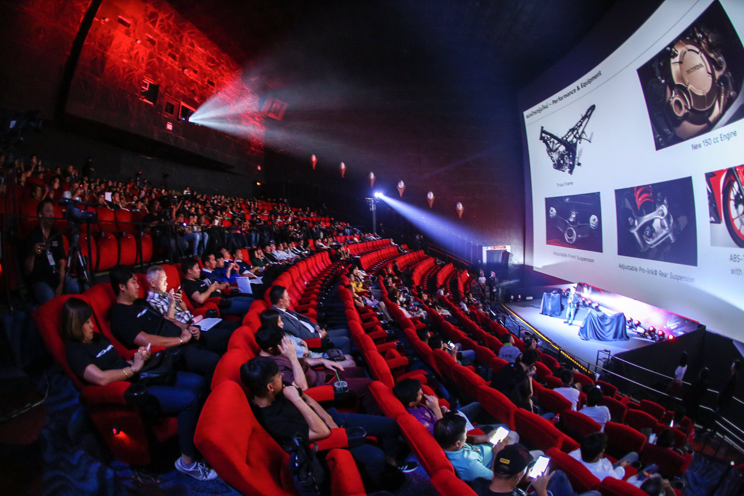 hondacbr150r和cbr250rr哪个好,本田cbr250rr中国上市