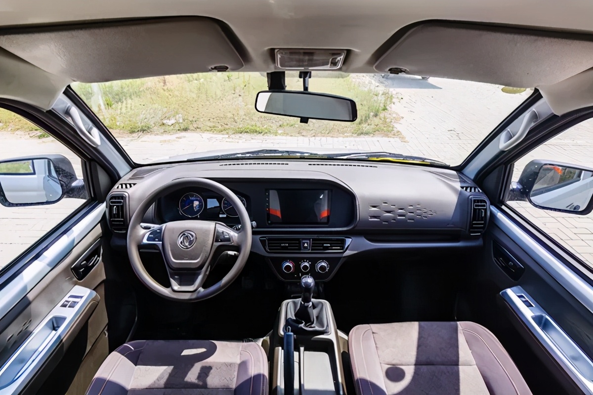 实拍东风小康C71/C72，这款车究竟“超牛”在哪里｜卡车之友网