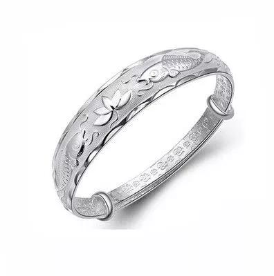 戴金镯手腕发黑,戴银手镯手腕一圈总是发黑为什么