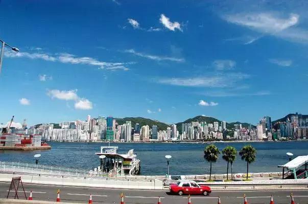 像彩色水果糖一样的香港,让人心动