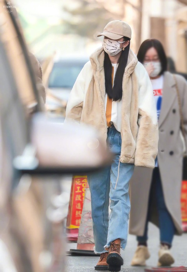 杨幂穿的新中式棉服同款,杨幂最近穿的阿迪达斯外套