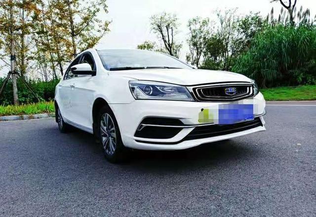 吉利帝豪好还是吉利博越好,吉利博越和吉利帝豪比较哪款好呢