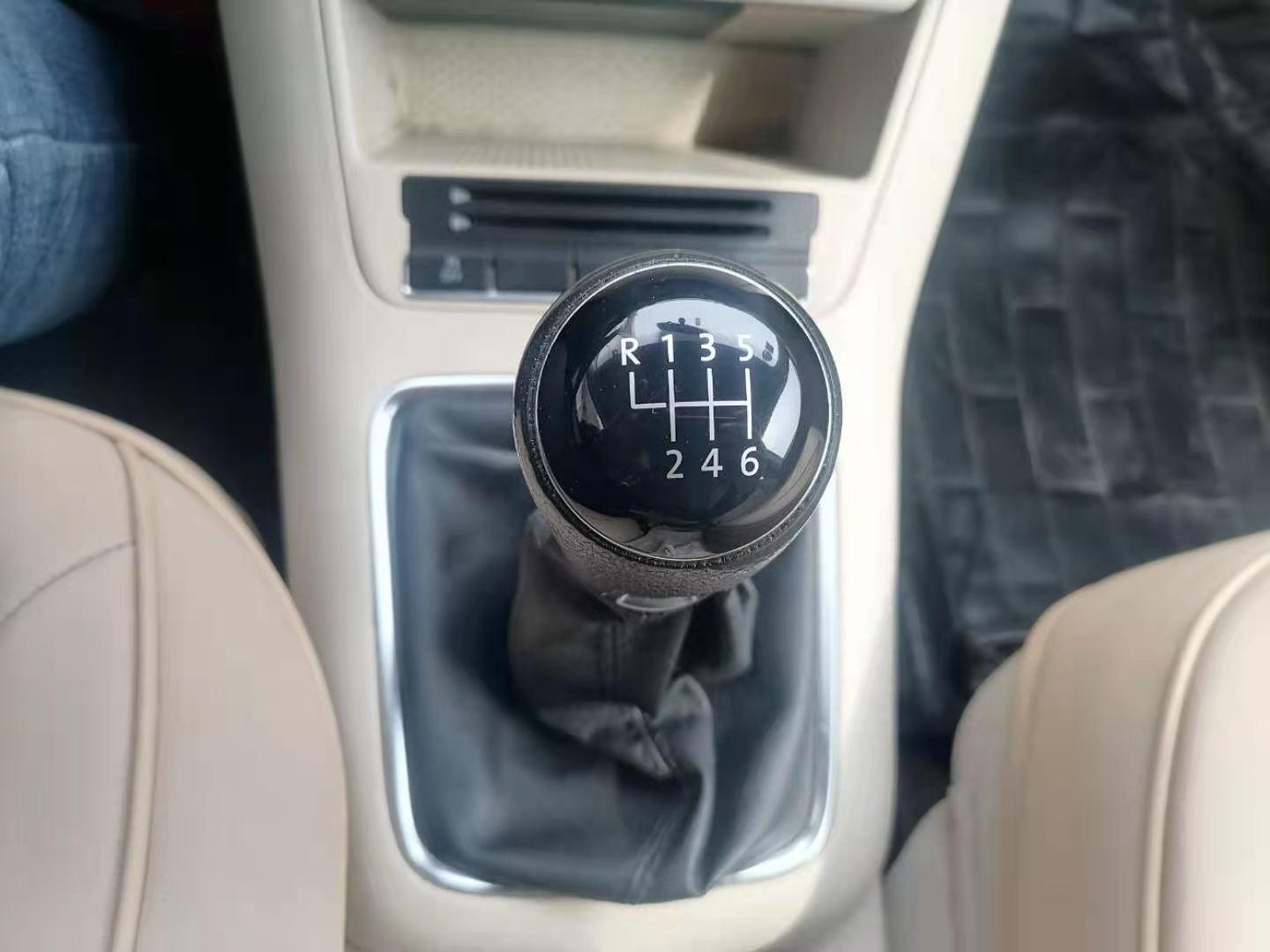 10年大众途观1.8t二手,12年大众途观1.8t手动挡缺点