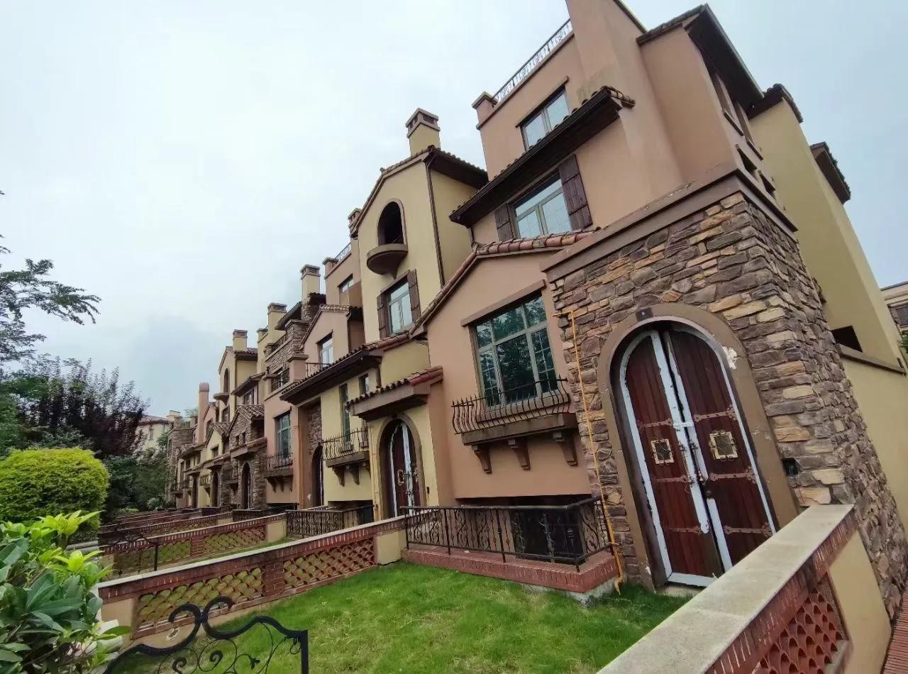 蔚蓝卡地亚天府新区豪宅,天府大道南段蔚蓝卡地亚