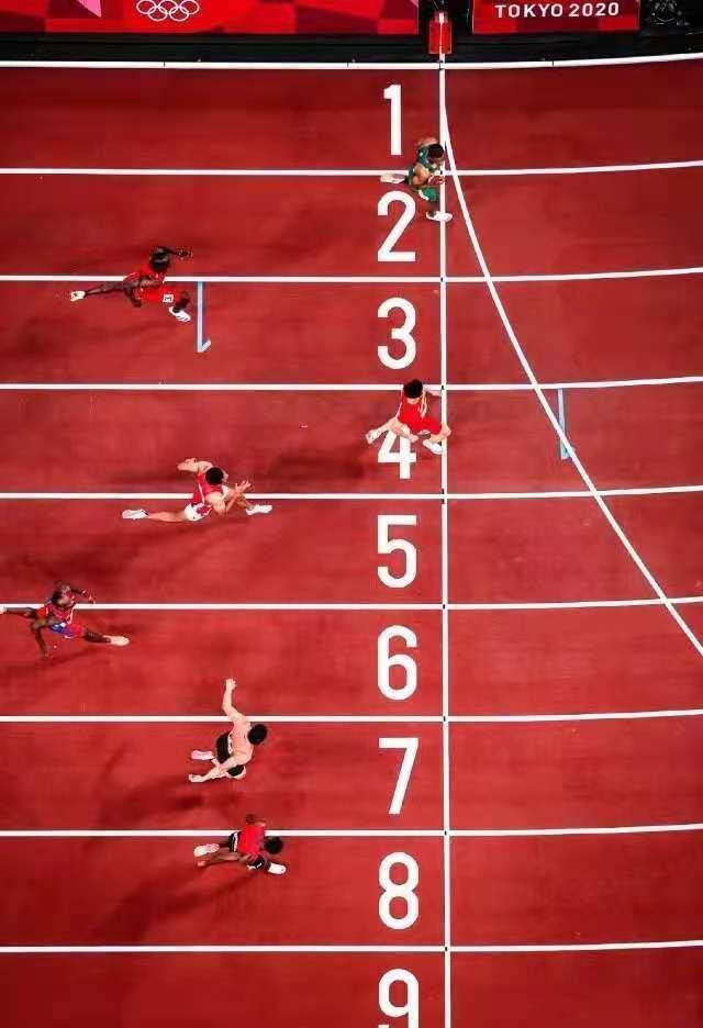 开学季|足球运动与文化学习是相辅相成的，是一对好搭档