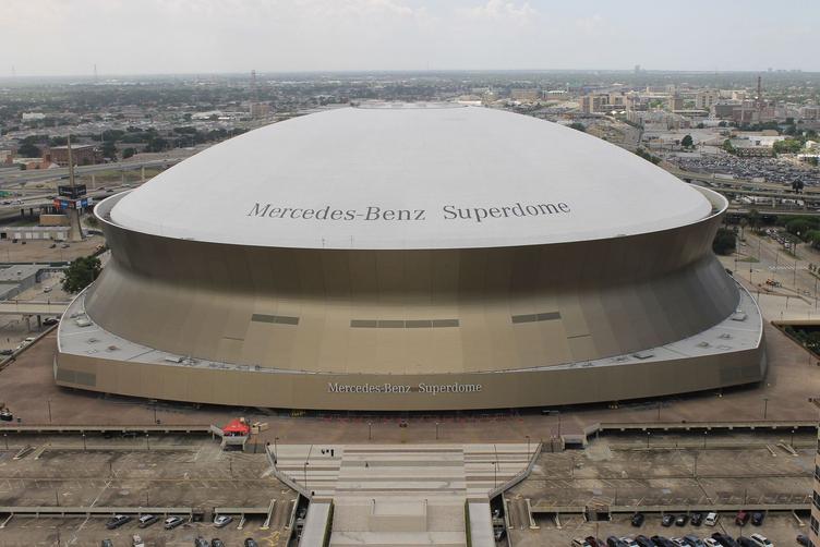 全世界最现代化的球场,中国全封闭球场