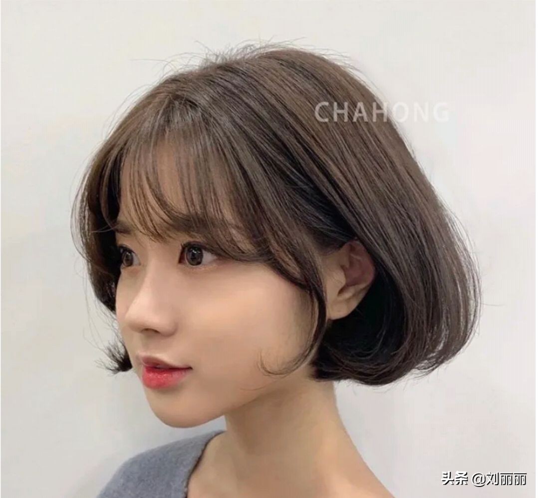 高层次修颜发型,2020修颜减龄卷发发型