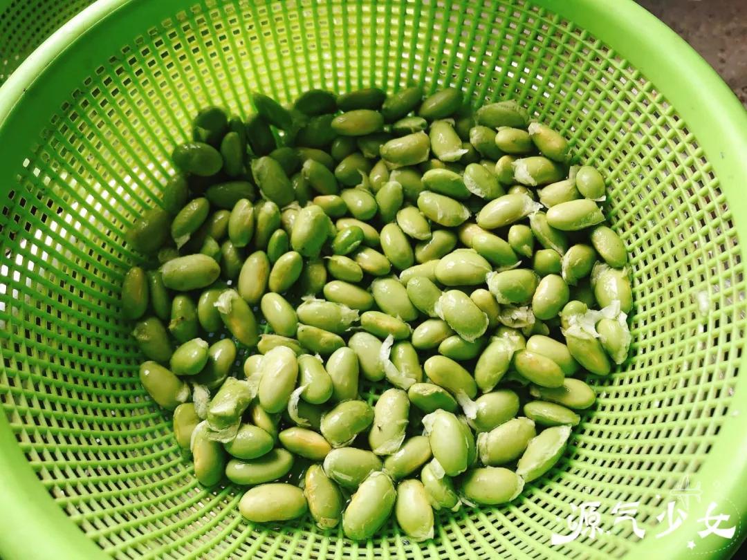 为了吃上这道菜,手都快剥烂了