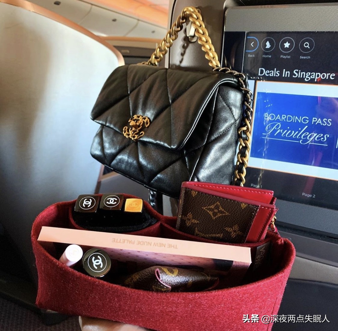 chanel包新手入门款,chanel19好买吗