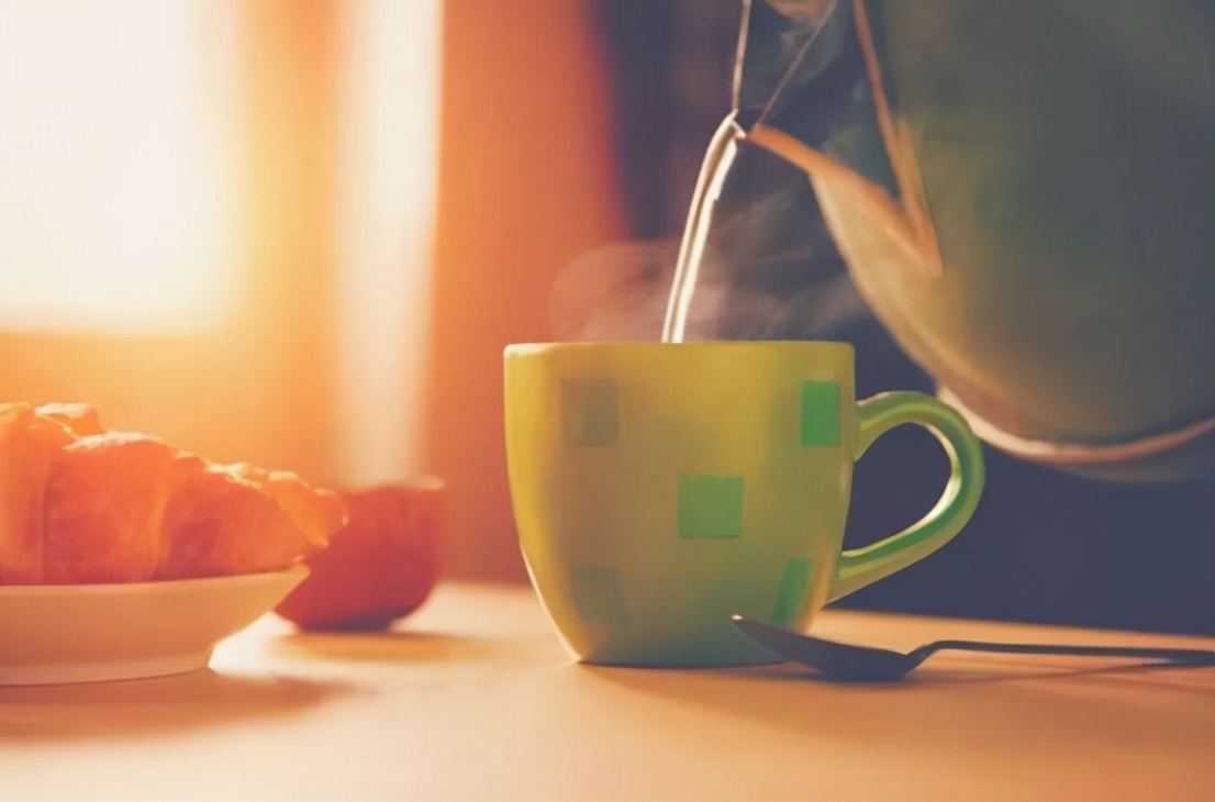 老是咳嗽痰多粘稠吐不完是什么病,经常痰多吐不尽是什么原因造成的