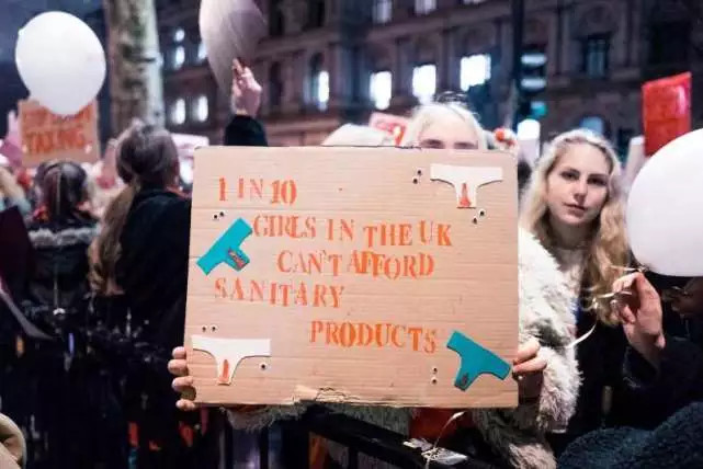 14岁女孩反复来月经,14岁女孩第一次月经后一年多没来