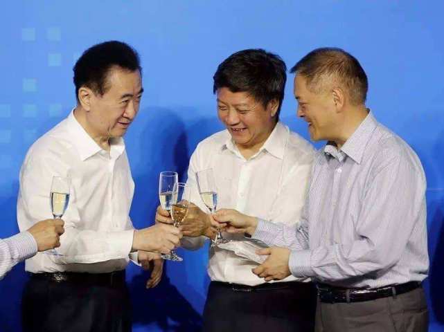 前首富败光120亿成老赖,昔日东北身价百亿首富成老赖