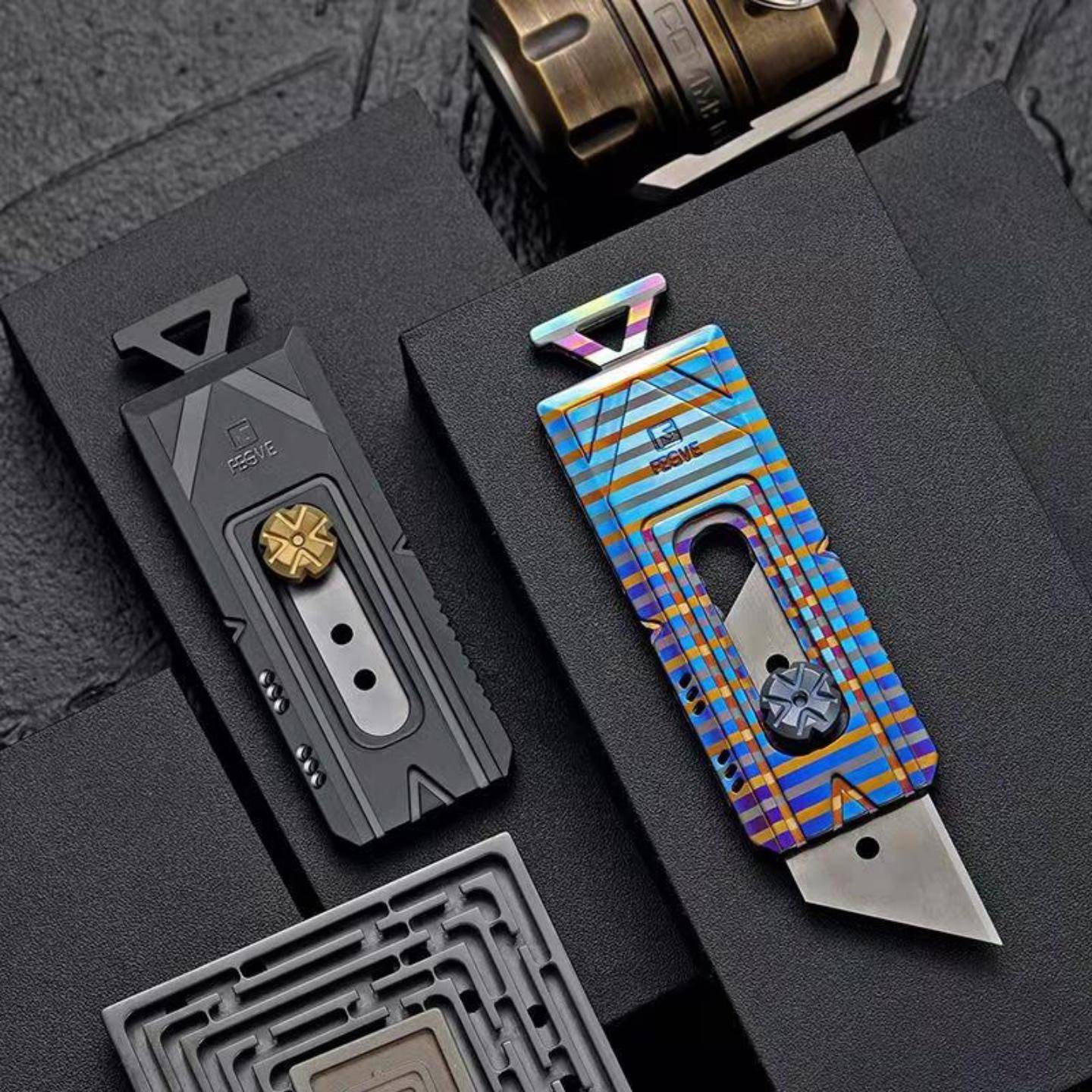 有锋度有颜值：斐戈FEGVE壁纸刀《商》上手体验