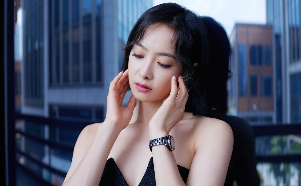 底子不错的女生怎么提高颜值,长相不秀气的女生适合什么风格