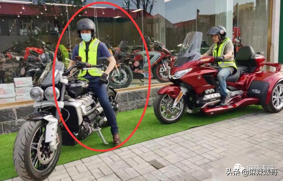 靳东骑行一万公里原话,靳东说自己要骑行一万公里