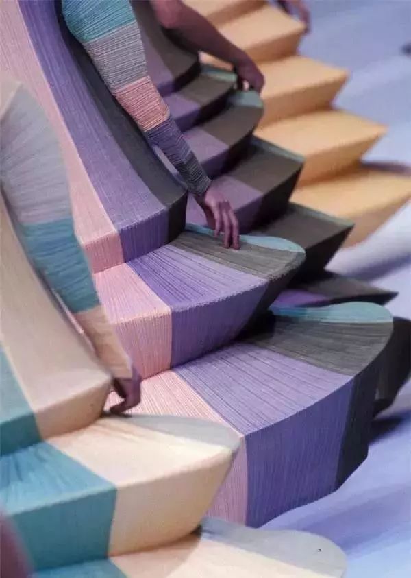 三宅一生菱格包经典色,日本菱格包三宅一生真假