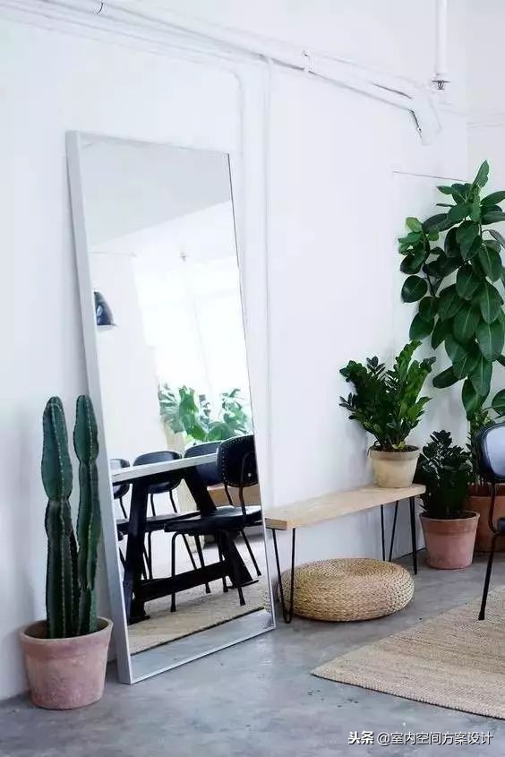 高强度自流平水泥施工方法,彩色水泥自流平地面施工视频