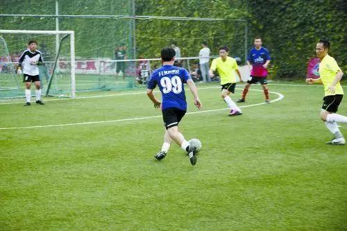 美国足球球星贝克汉姆,曾在中国踢球的球星