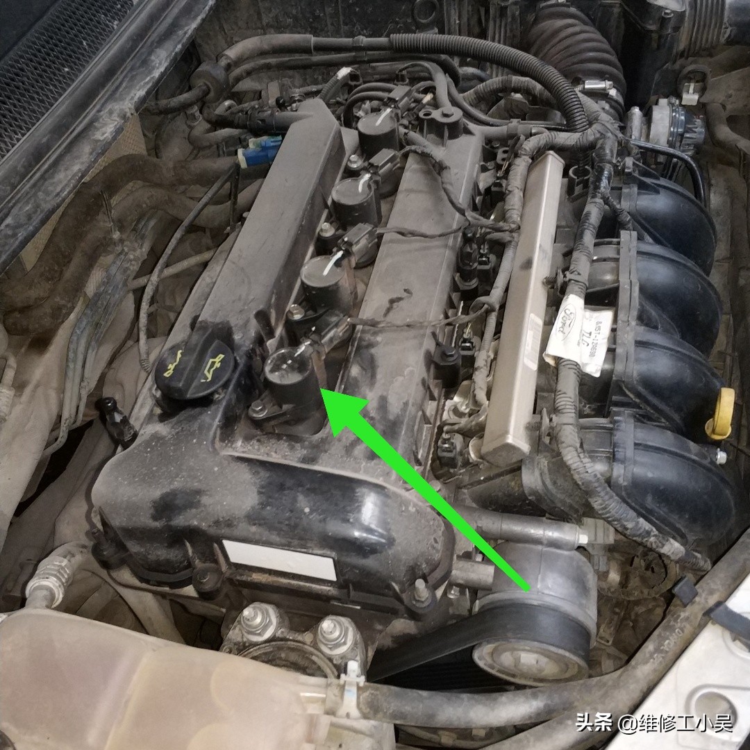 11年福克斯发动机渗油,11年福特福克斯发动机空转